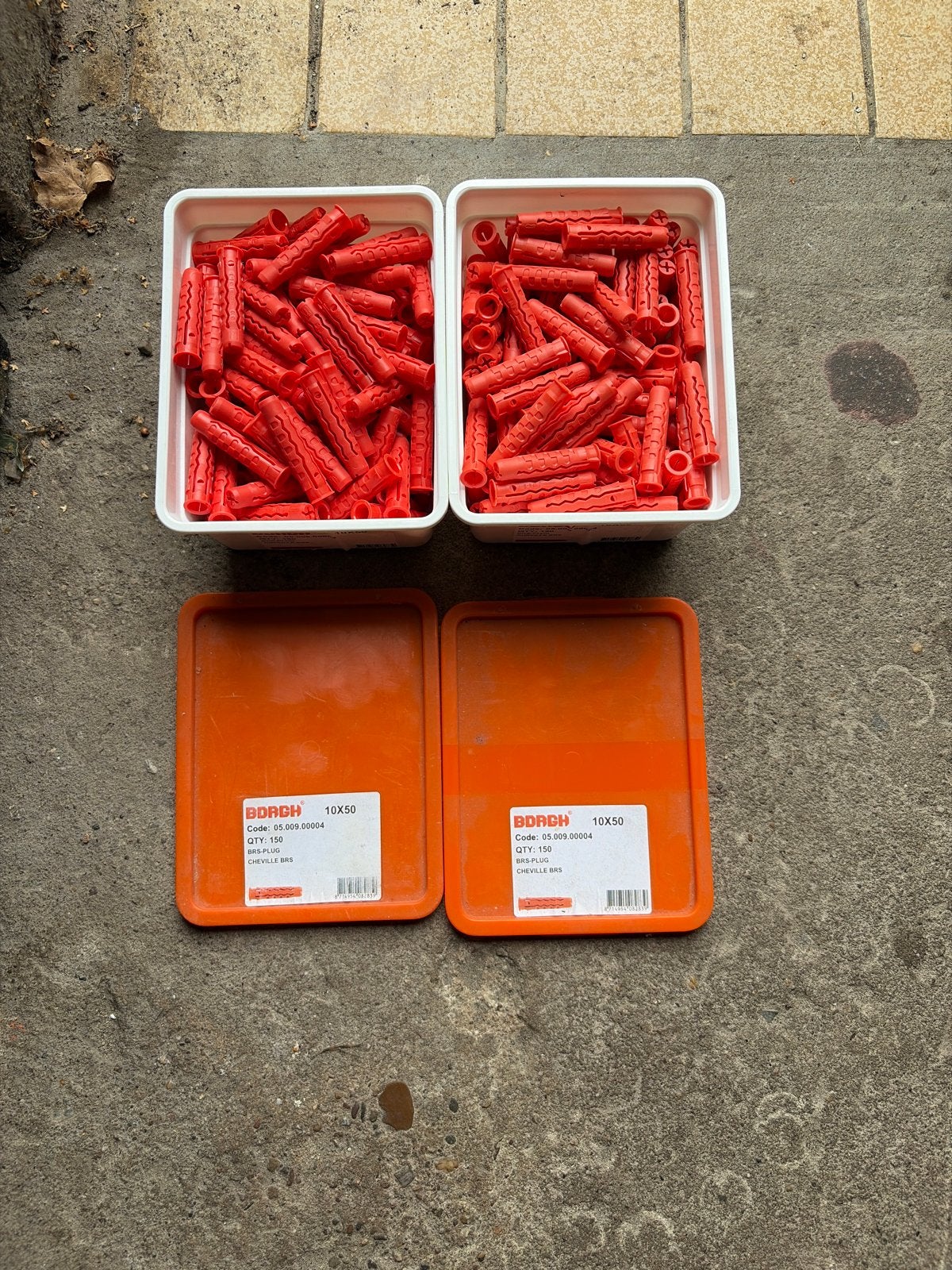 Pluggen 10x50mm - 250+ stuks, Ophalen of Verzenden, Nieuw, 50 tot 100 mm, Pluggen