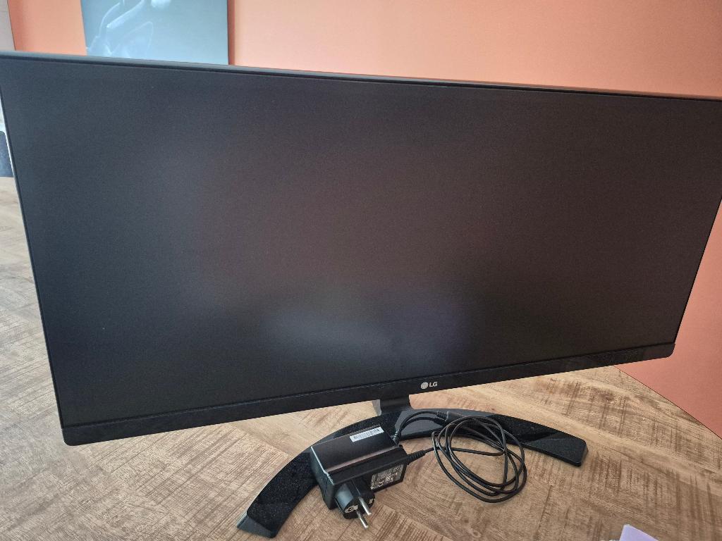 LG 29UM68-P monitor / beeldscherm, Computers en Software, Monitoren, HDMI, IPS, Full HD, Zo goed als nieuw