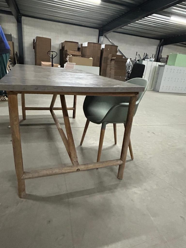 Tuintafel betonlook blad met een mooi houten onderstel, Tuin en Terras, Ophalen, Gebruikt, Rechthoekig, Hout