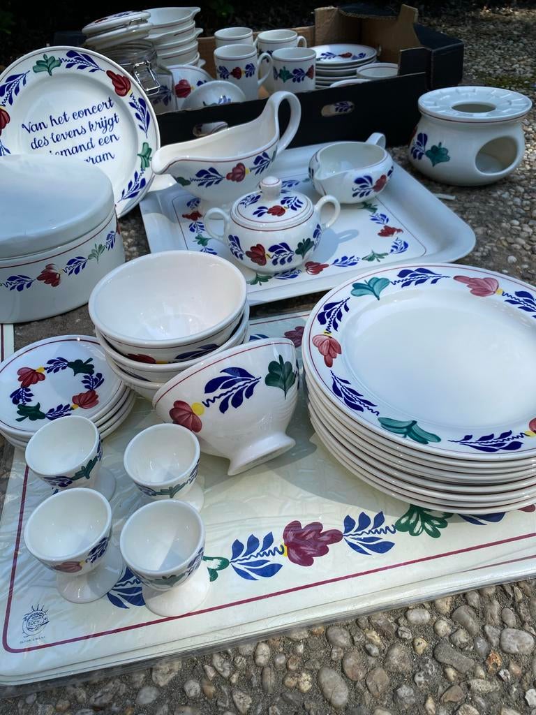 Boerenbont servies - losse onderdelen of compleet, Ophalen, Gebruikt, Aardewerk, Compleet servies