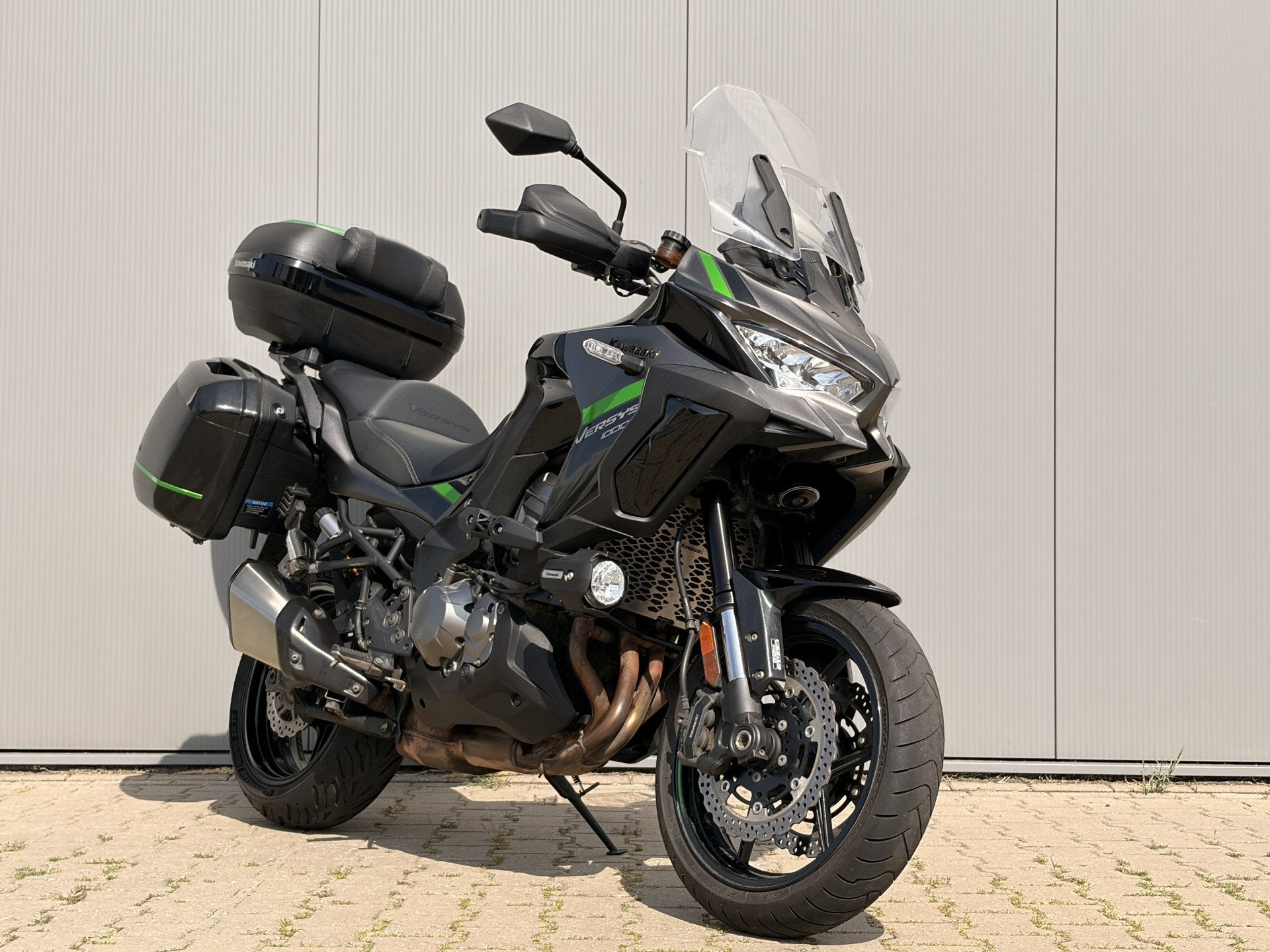 2023 Kawasaki Versys 1000 120pk ABS Grand Tourer - Dealerond, Traction Control, Nijkamp & Ooteman Motoren, Meer dan 35 kW, 1043 cc