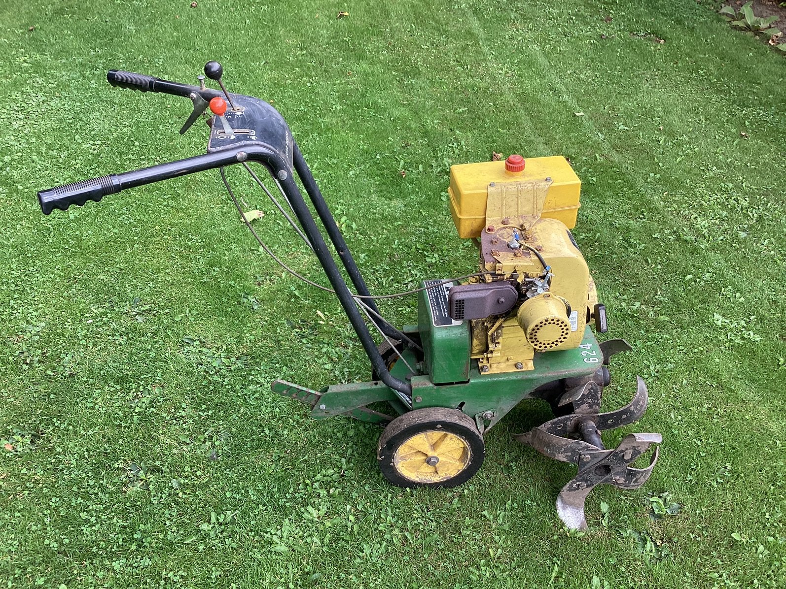 Tuinfreers, Ophalen, Gebruikt, Benzine, Tuinfrees