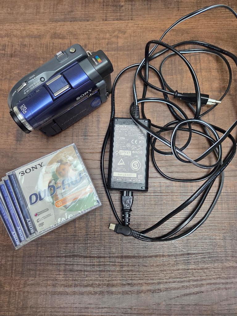 sony 8cm DVD recorder  DCR-DVD91E, Dvd, 20x of meer, Ophalen of Verzenden, Zo goed als nieuw