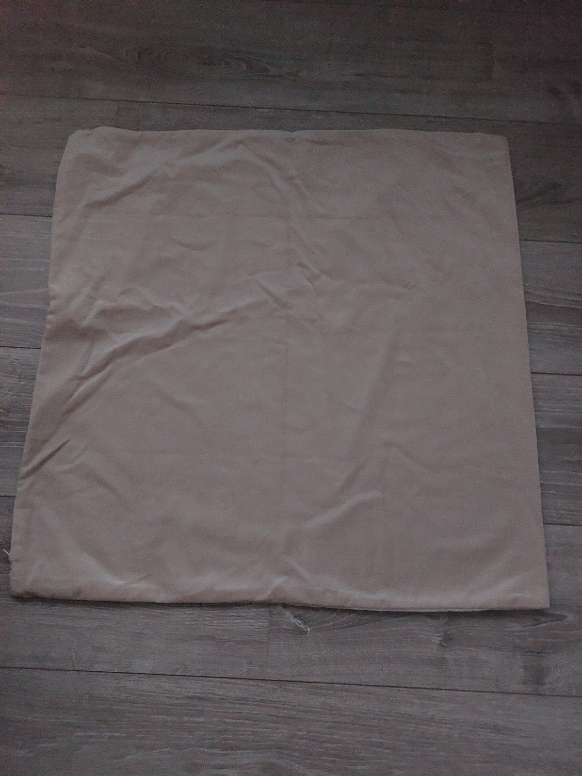 2x IKEA SANELA Kussenovertrek Lichtbeige 65x65 cm, Ophalen of Verzenden, Zo goed als nieuw, Beige, Vierkant