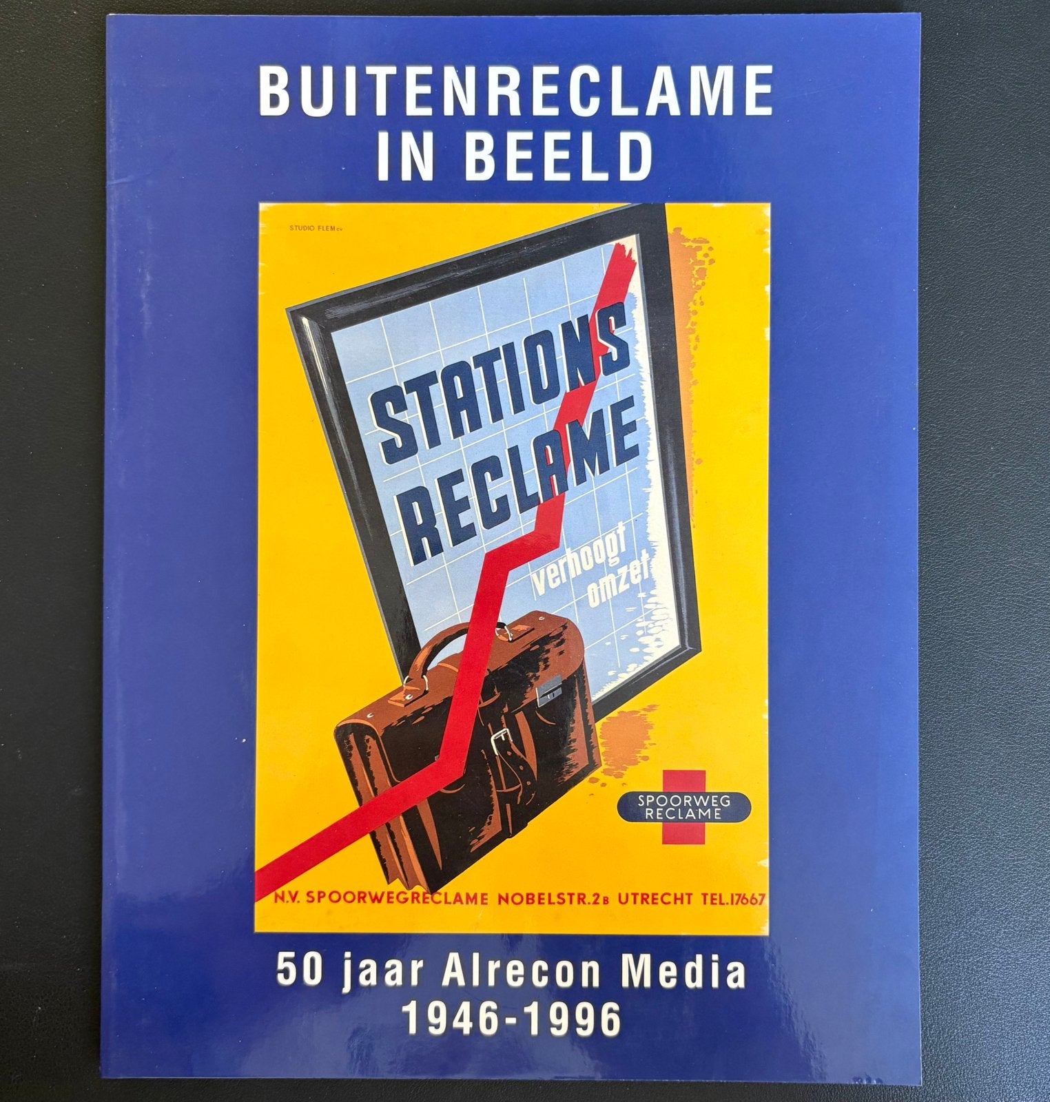 Buitenreclame in beeld (1996), Ophalen of Verzenden, Zo goed als nieuw, Trein, Boek of Tijdschrift