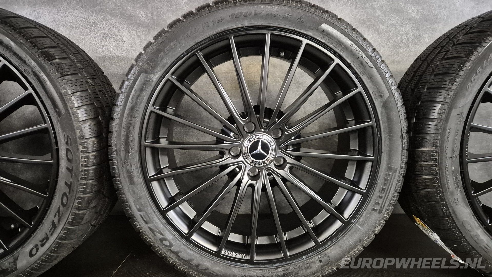 19 inch Mercedes velgen Vito Viano W639 W447 winterbanden, Auto-onderdelen, Banden en Velgen, 19 inch, 255 mm, -, -