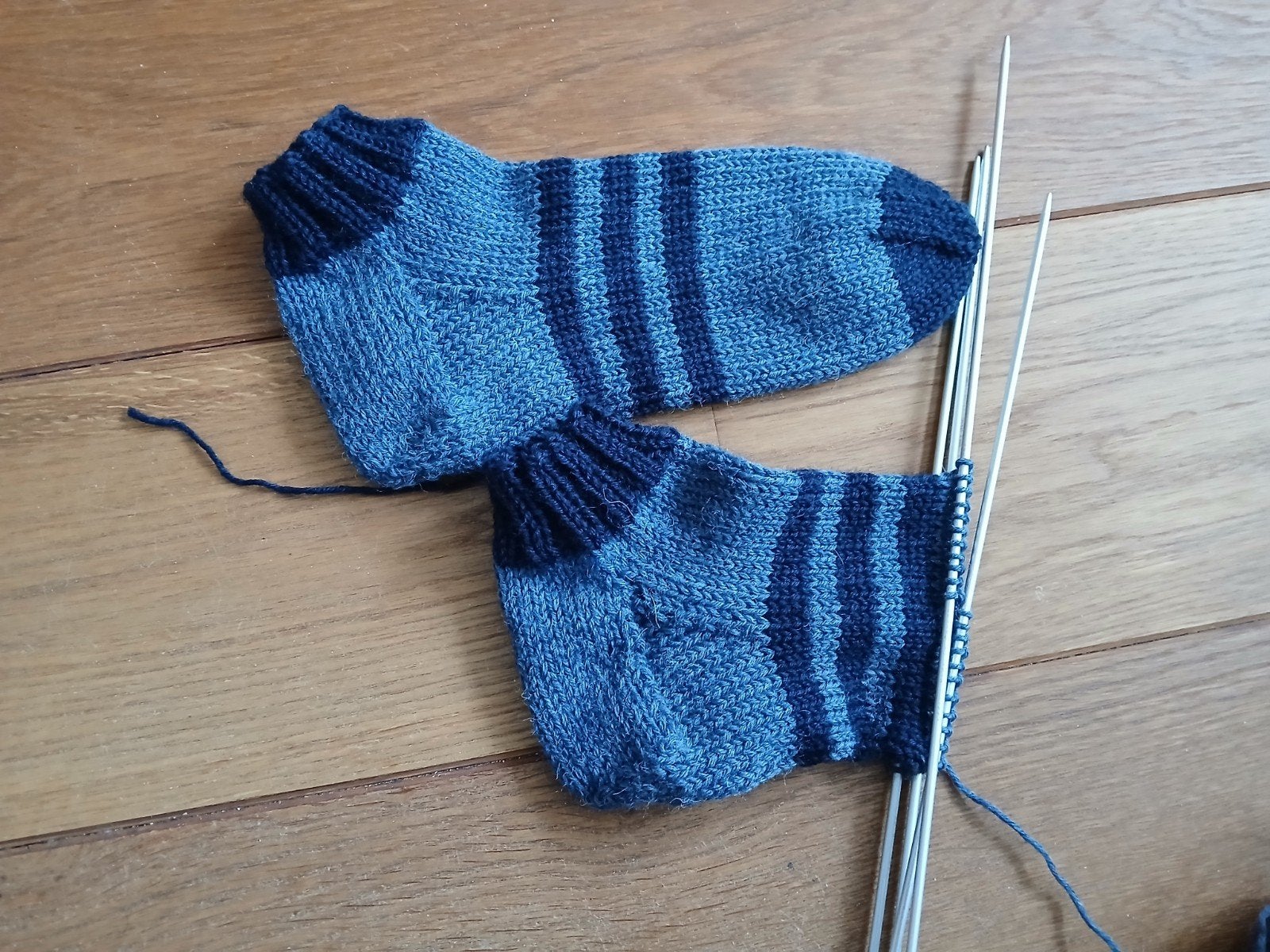Gebreide korte sokken van sokkenwol. 75% wol. Maat 36/38, Kleding | Dames, Sokken en Kousen, Sokken en Kniesokken, Eigen gebreide sokken