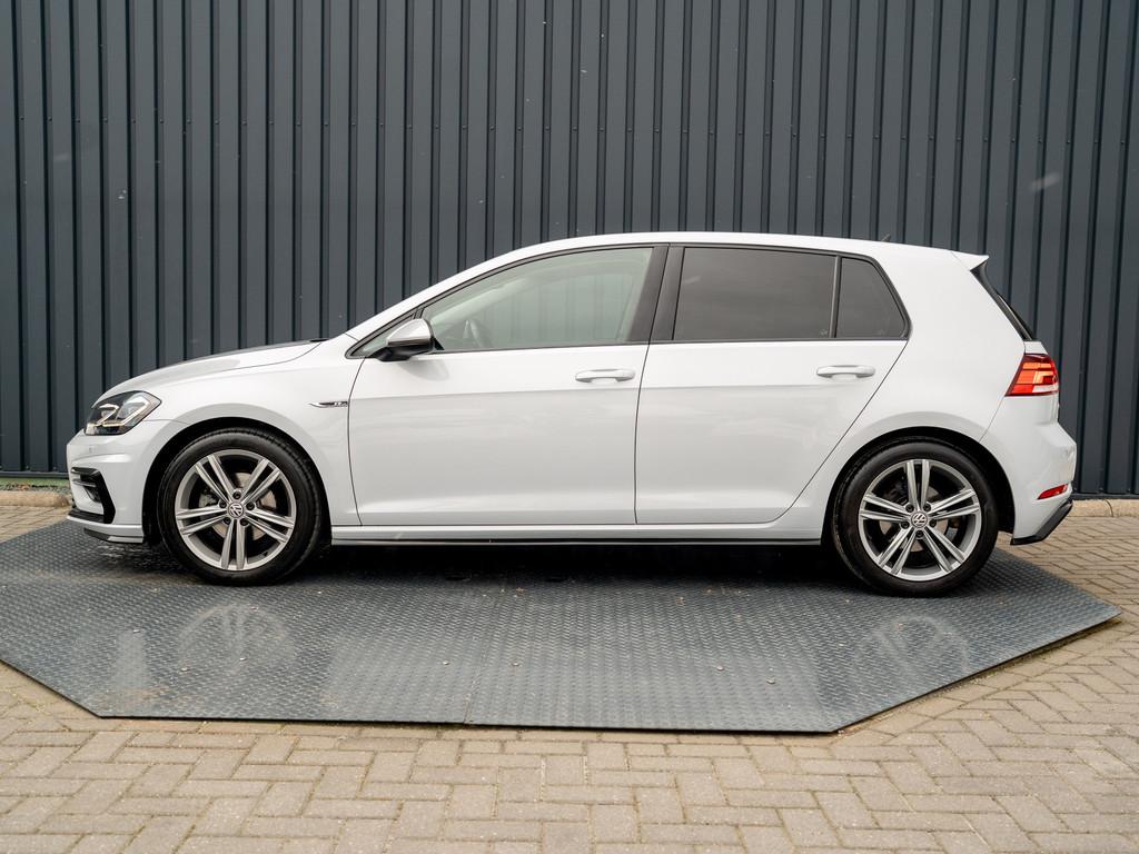 Volkswagen Golf 1.0 TSI Highline Business R | R-line | Led K, Auto's, Voorwielaandrijving, 12 maanden, Stof, Gebruikt