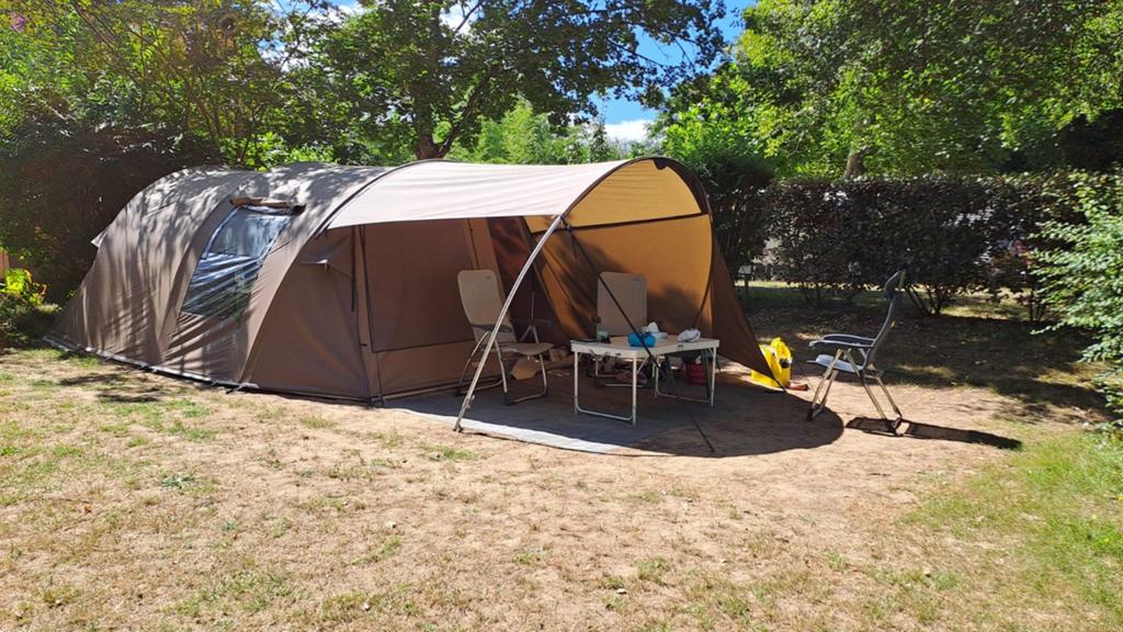 Falco buizerd 3500 gezinstent, Caravans en Kamperen, Ophalen, Tot en met 4