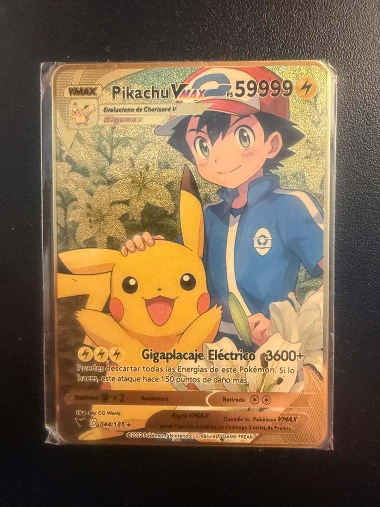 Pokémon Pikachu Vmax Gouden Metalen Pokémon Kaart, Ophalen of Verzenden, Nieuw, Losse kaart