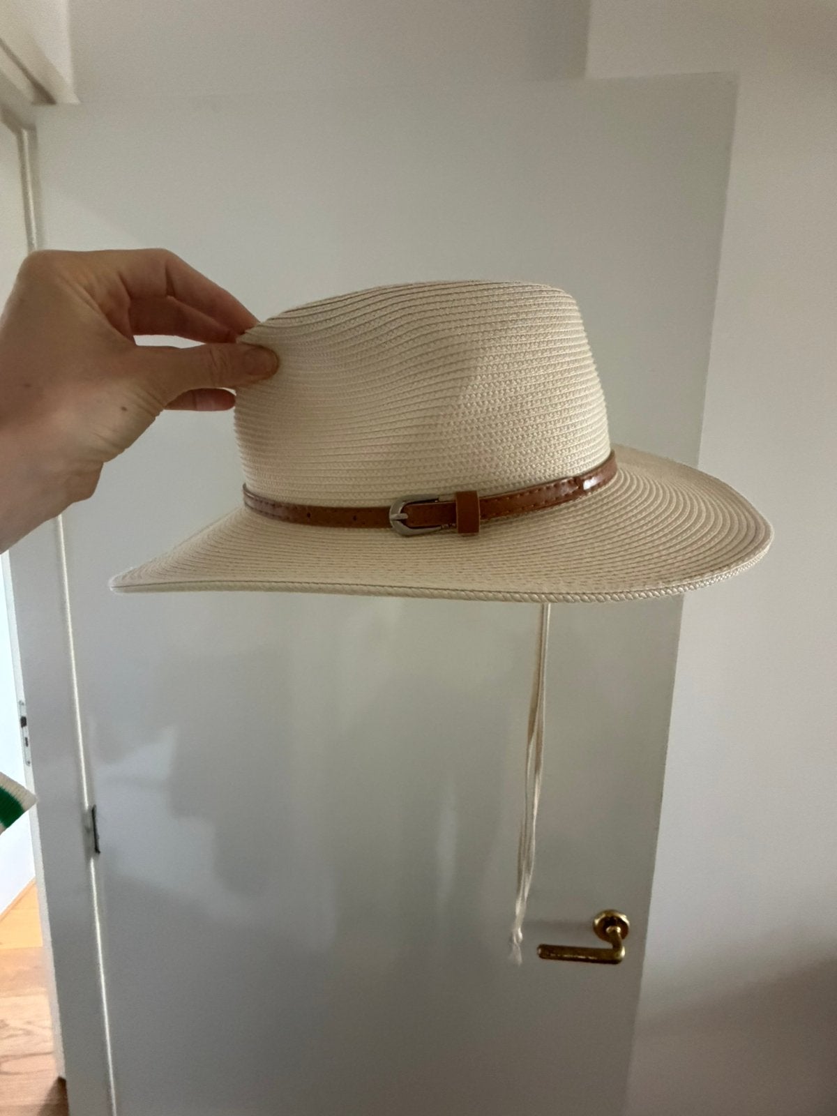 White sun hat, Ophalen, Nieuw, One size fits all, Hoed