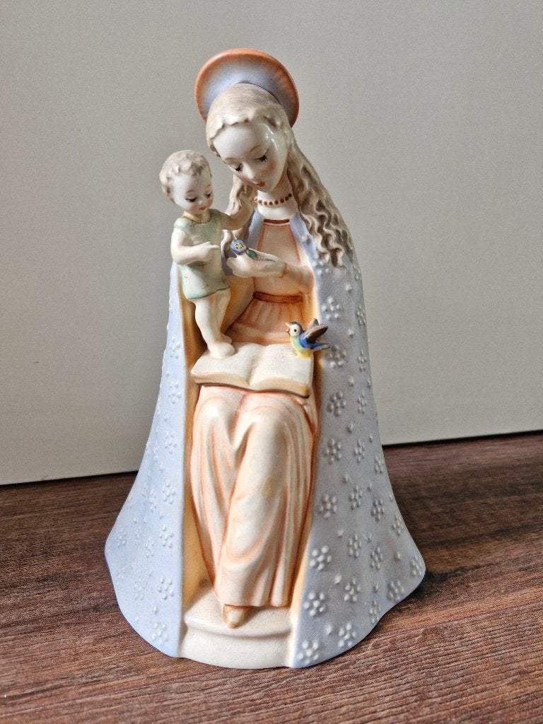 Hummel beeldje Maria en kindje Jezus, Antiek en Kunst, Antiek | Religie, Ophalen of Verzenden