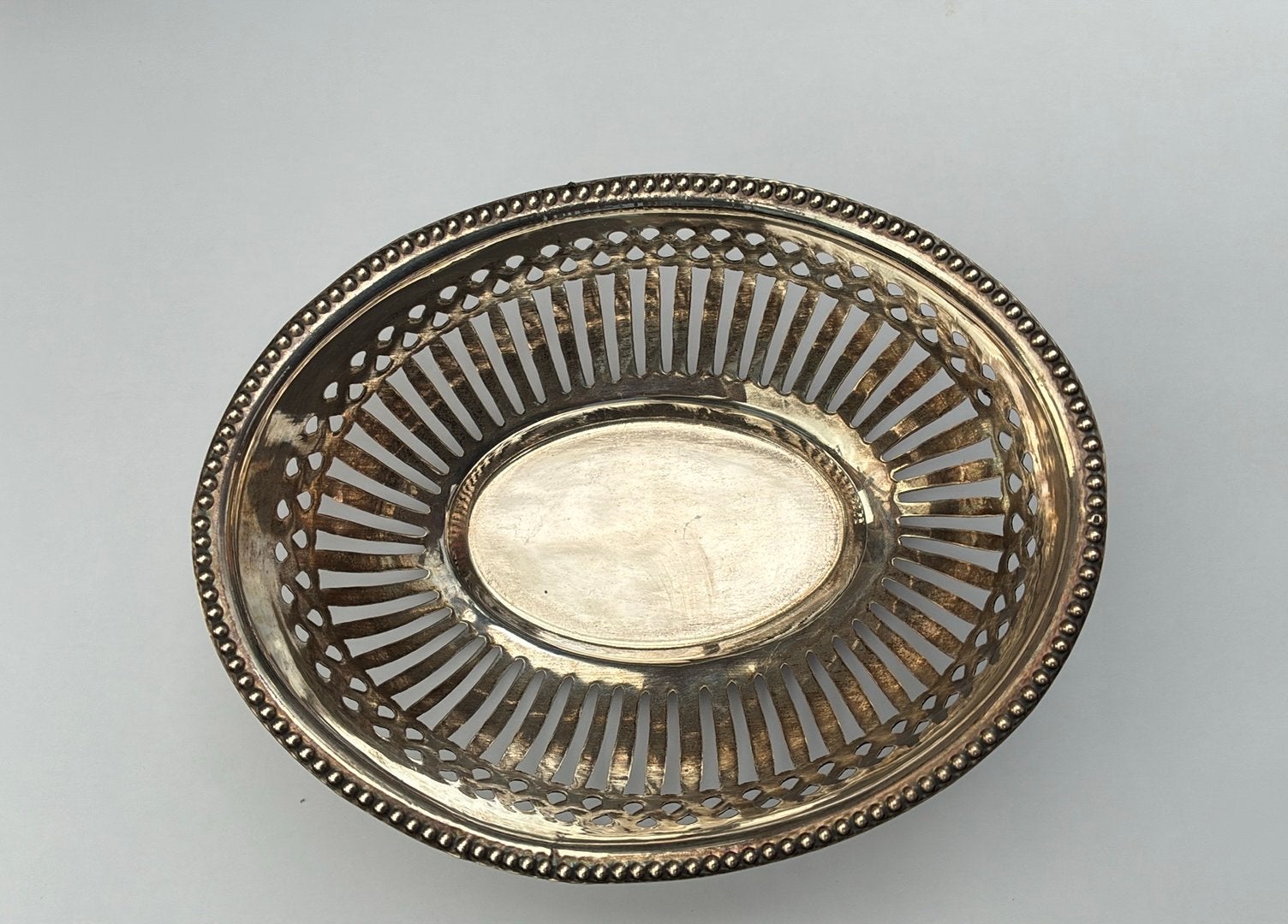 Zilveren bonbon schaal gekeurd 2e gehalte zilver, Ophalen of Verzenden, Zilver