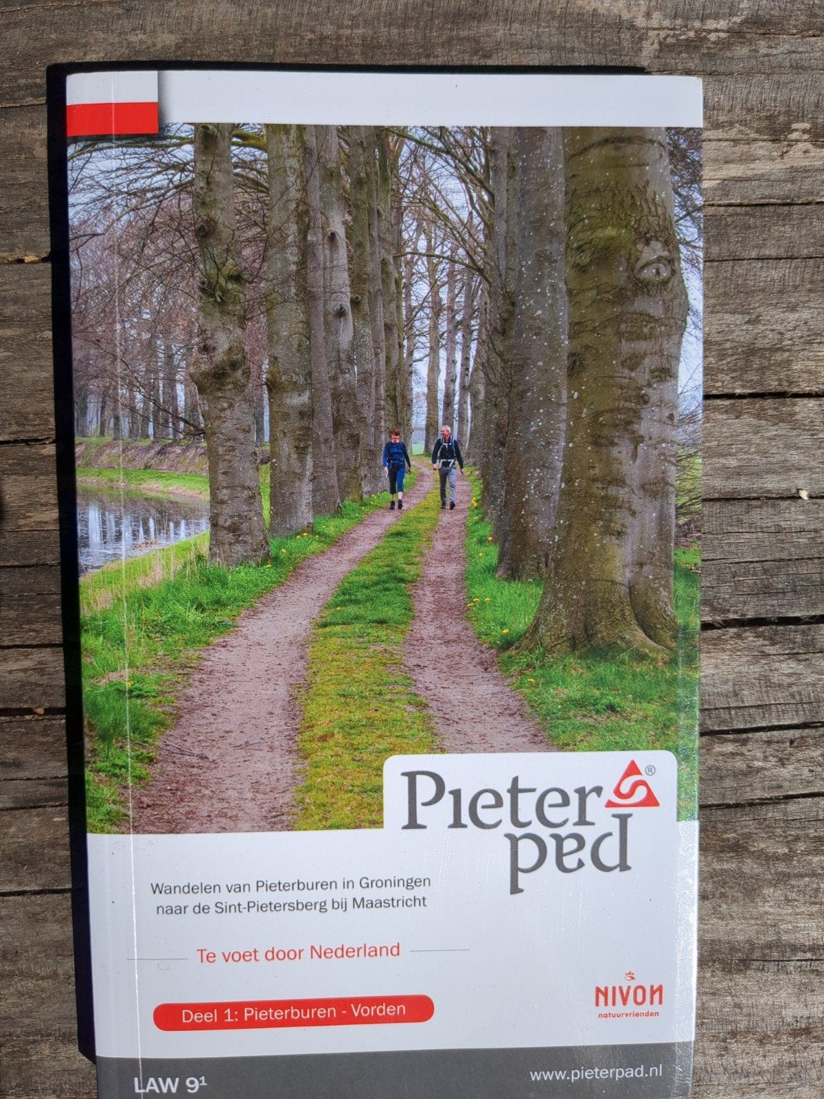 Pieterpad Deel 1: Pieterburen - Vorden (LAW 9-1), Boeken, Overige merken, Fiets- of Wandelgids, Ophalen of Verzenden, Zo goed als nieuw