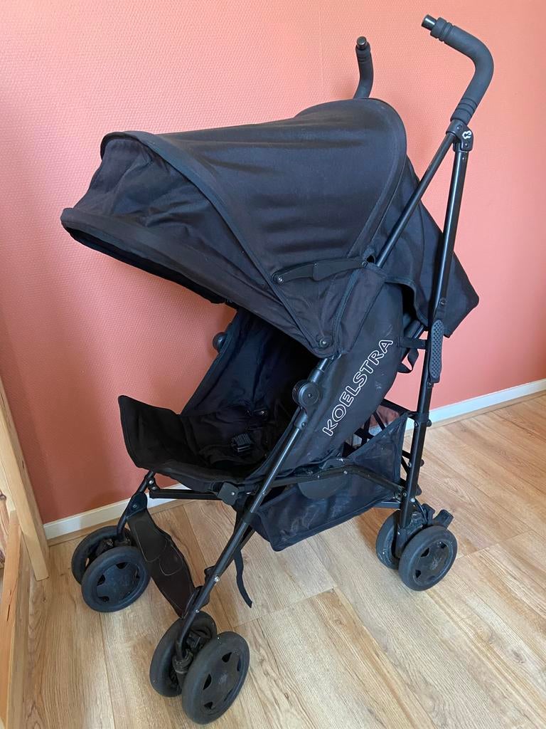 Koelstra buggy met ligstand, zo goed als nieuw + accessoires, Kinderen en Baby's, Buggy's, Zo goed als nieuw, Koelstra, Regenhoes