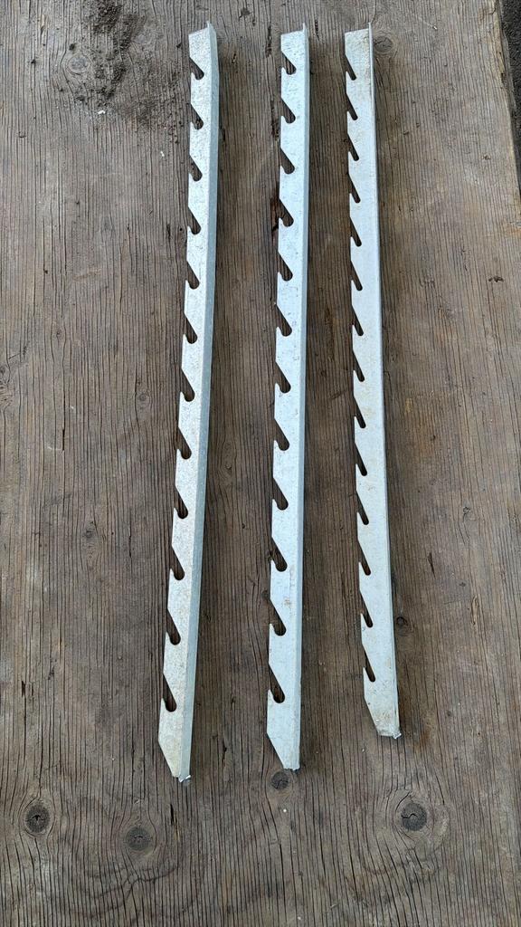 Aluminium Sleufpalen 75 cm, Ophalen, Zo goed als nieuw, 50 tot 100 mm