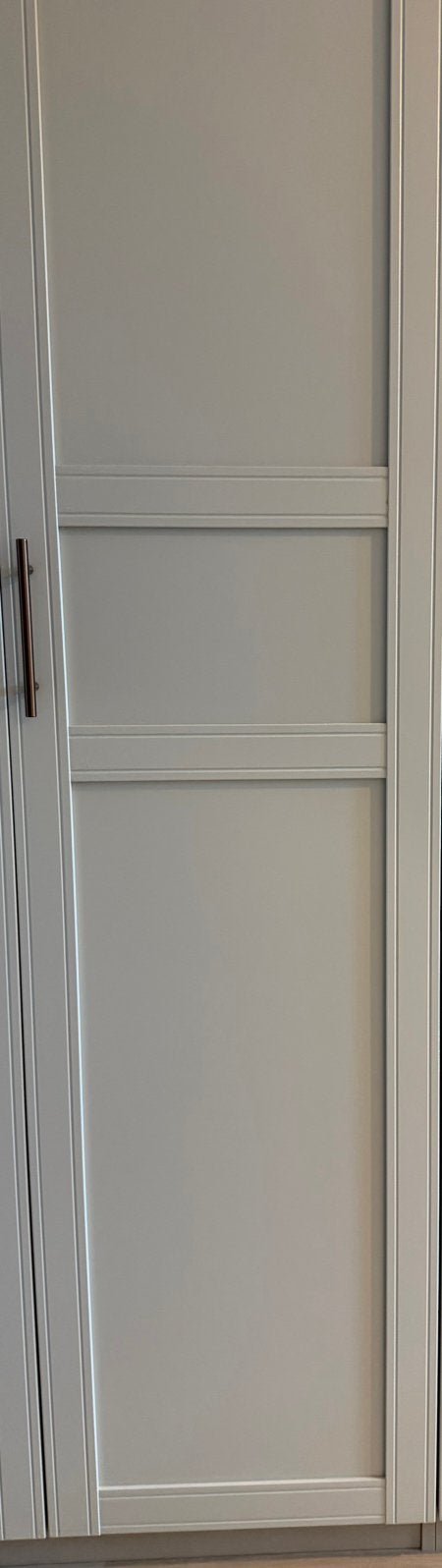 1 paxkastdeur FLISBERGET lichtbeige 50 x 229 brons handvat, Ophalen, Zo goed als nieuw