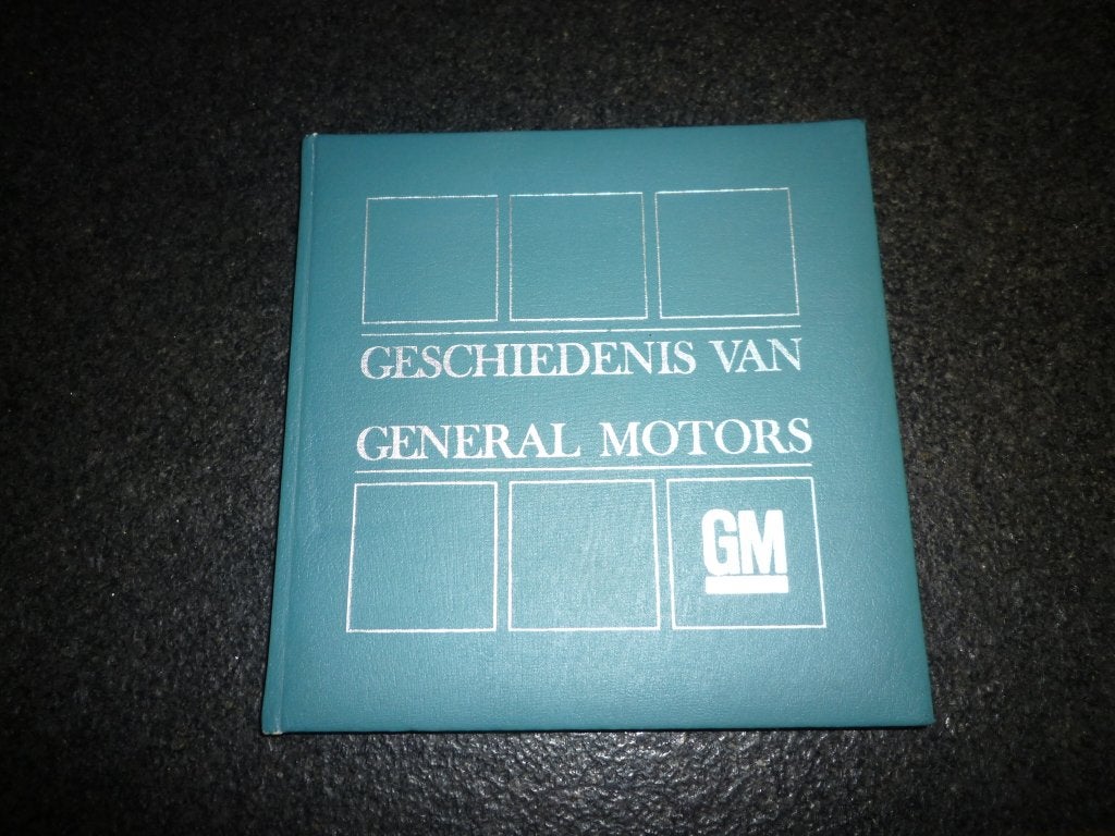 De geschiedenis van General Motors Nederlands boek, Boeken, Auto's | Boeken, Ophalen of Verzenden, Gelezen, Overige merken