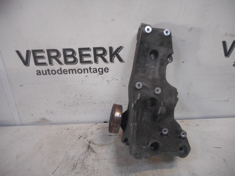 Aircopomp Steun Audi A4 (B6) (2000-11/2005-01) 06b903143l, Gebruikt, Auto-Union-Straße  1, Ingolstadt 85057, , Duitsland, Info@audi.de