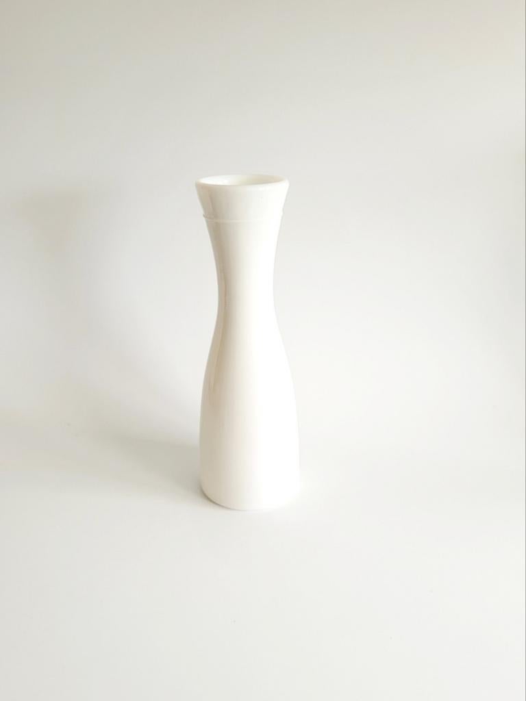 Izgs Melkglas brocante vaasje vintage, Overige kleuren, Ophalen of Verzenden, Minder dan 50 cm, Glas
