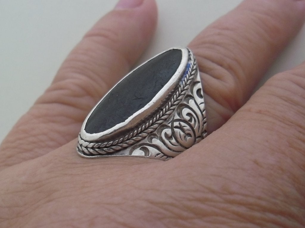 zilveren dames of heren ring met zwarte steen  [773], 18 tot 19, Ophalen of Verzenden, Zo goed als nieuw, Dame of Heer