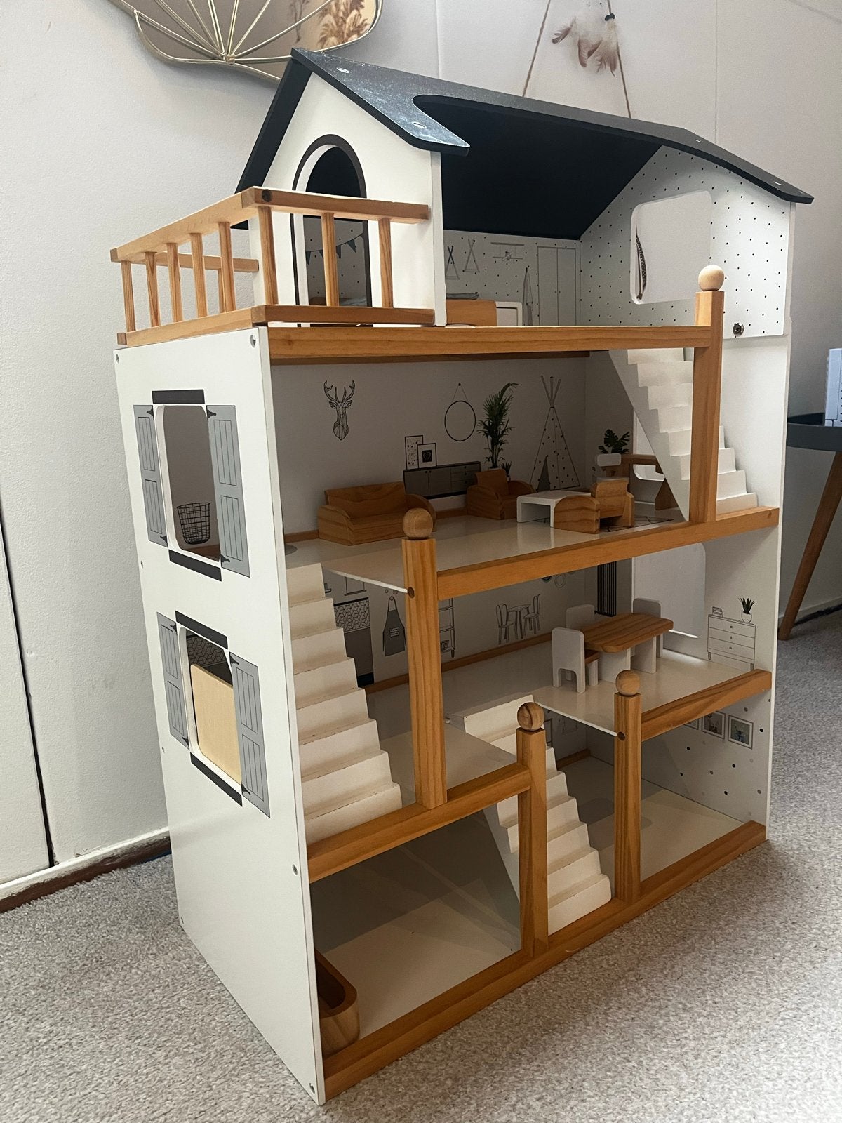 Petit Amélie poppenhuis met meubels, Ophalen, Gebruikt, Poppenhuis