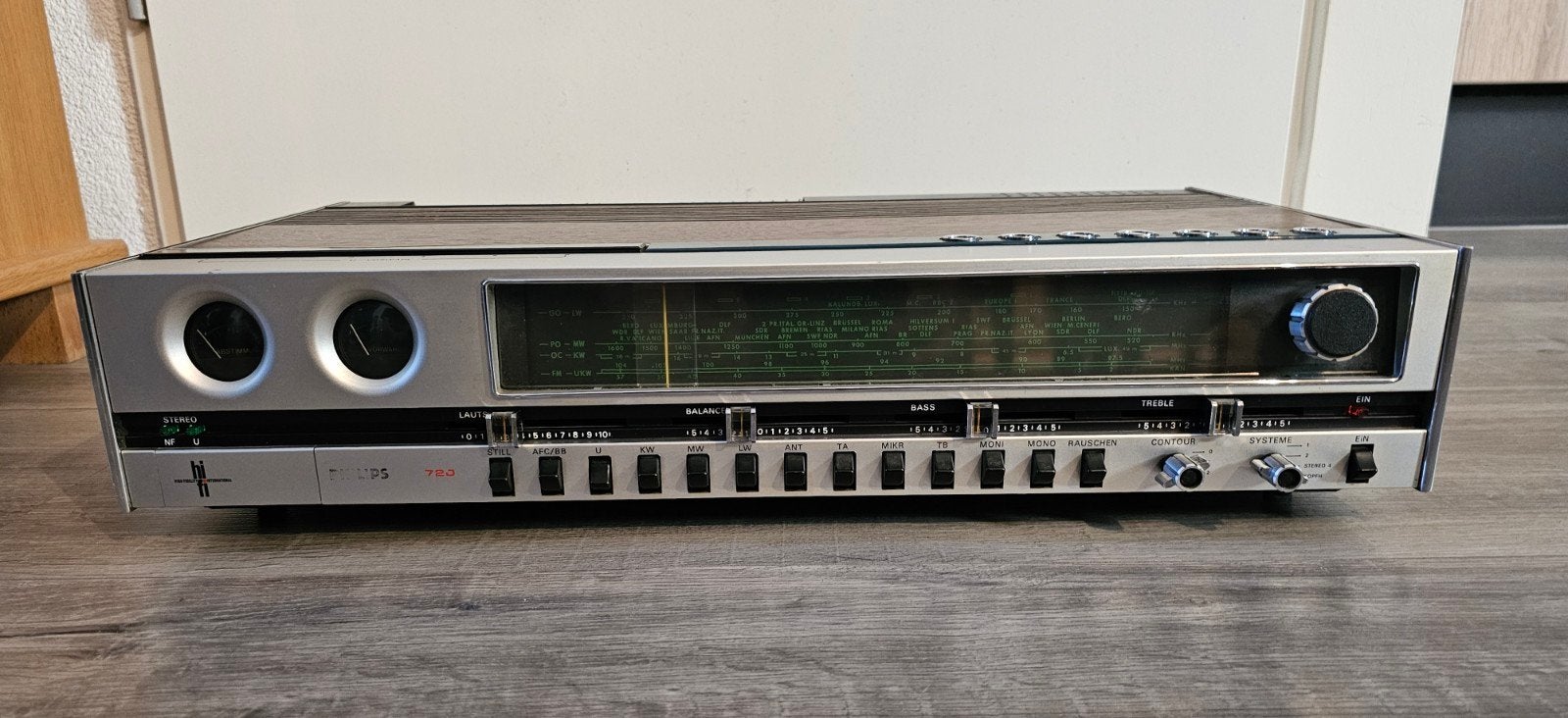 Philips vintage visoog versterker, Ophalen