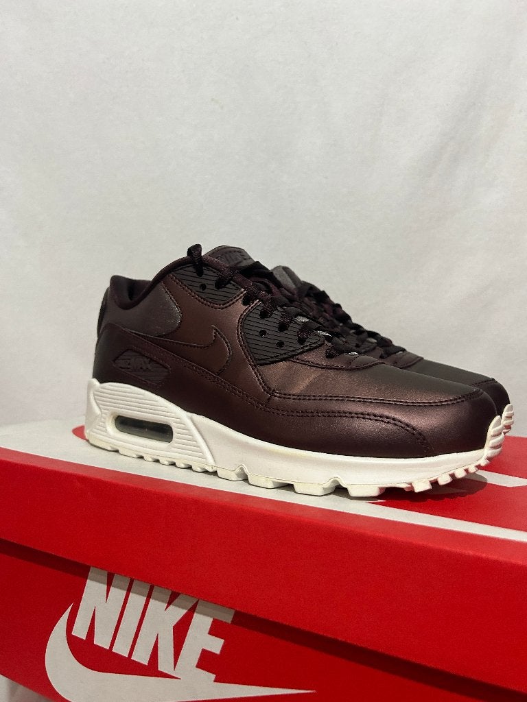 NIEUW! Maat 39 - Nike Air Max 90 Premium Metallic Mahogany, Kleding | Dames, Overige kleuren, Verzenden, Nike, Nieuw