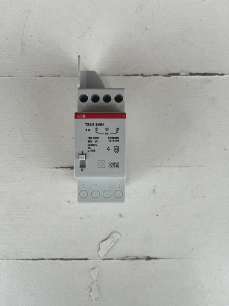 ABB TS8/8 SWH beltrafo 8V (busboard), Ophalen of Verzenden, Zo goed als nieuw, ABB, Overige typen