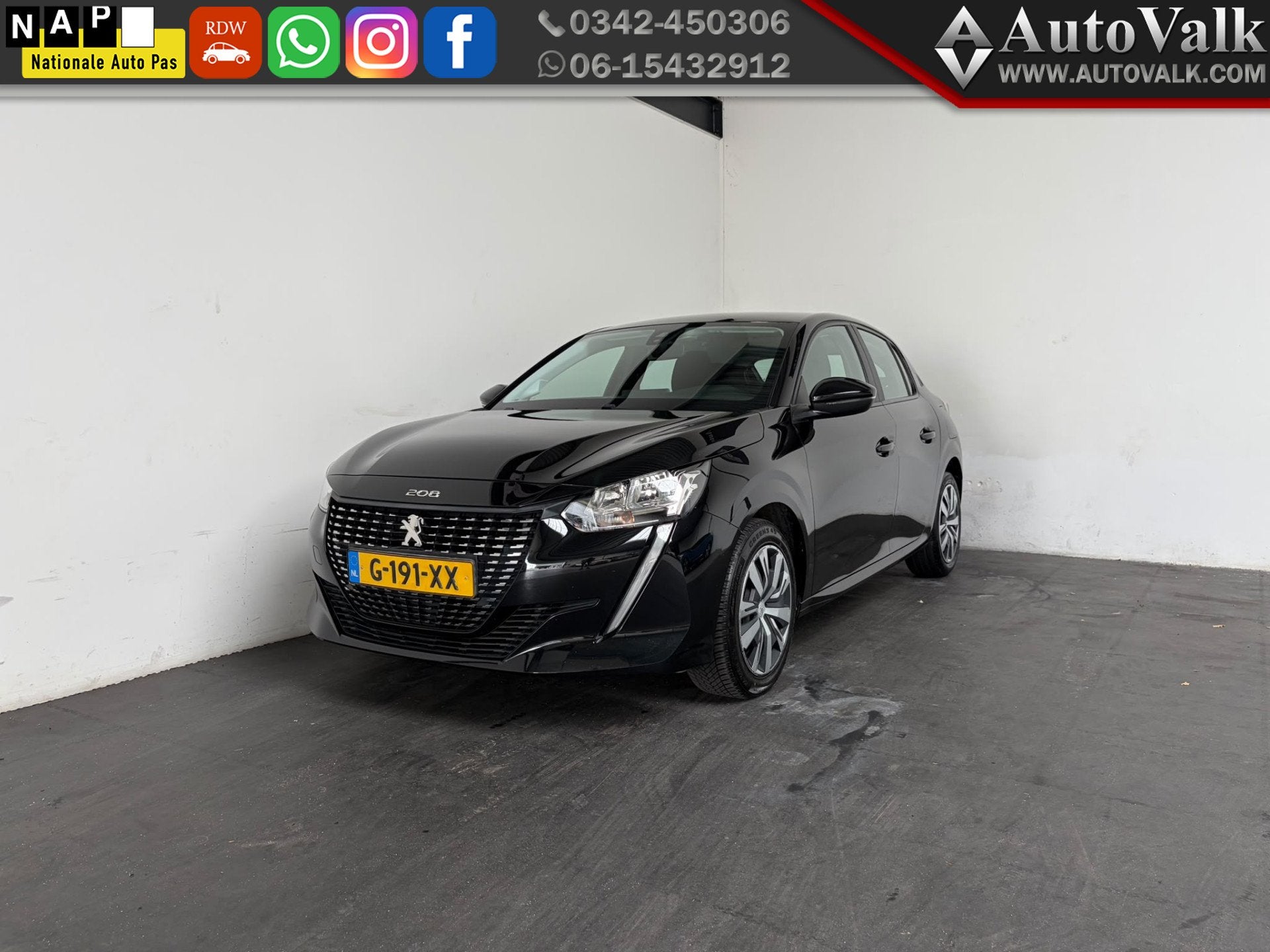 Peugeot 208 1.2 PureTech Blue Lease Active (bj 2019), Auto's, Voorwielaandrijving, Euro 6, 1199 cc, Zwart