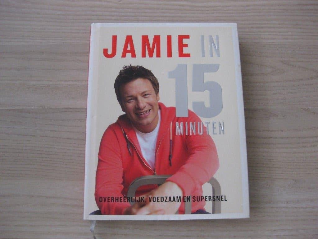 Kookboek Jamie in 15 minuten - Zeer nette staat, Boeken, Verzenden, Zo goed als nieuw, Jamie Oliver, Voorgerechten en Soepen