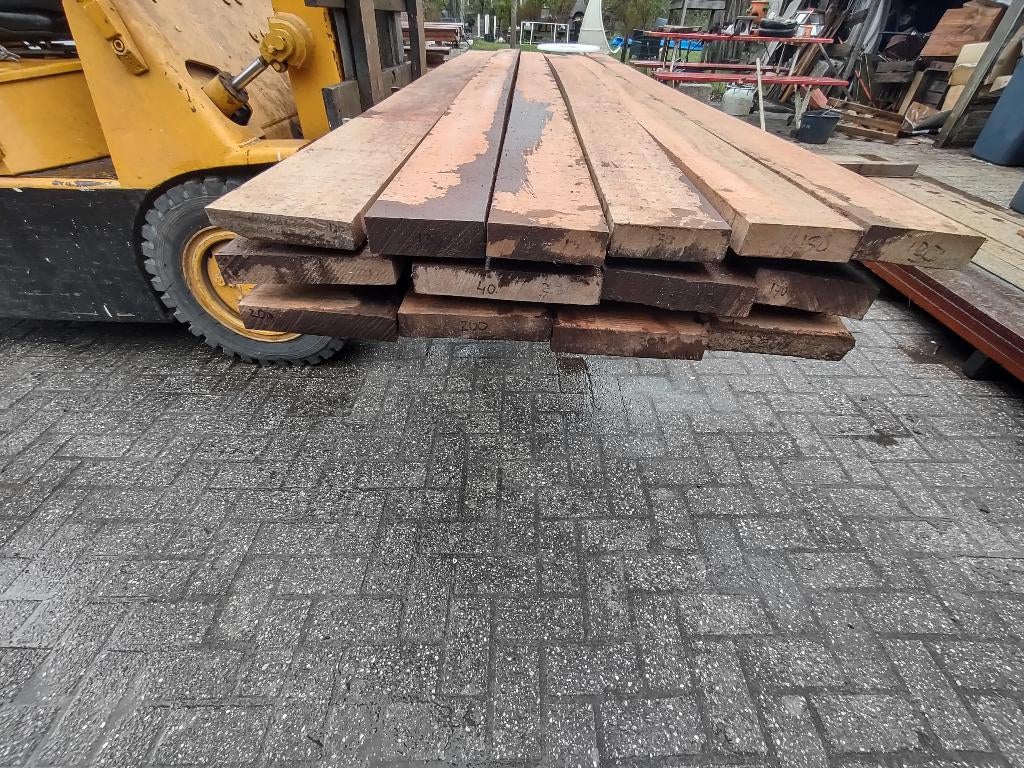 Partij Azobé hout., Ophalen, 25 tot 50 mm, Nieuw, 250 tot 300 cm