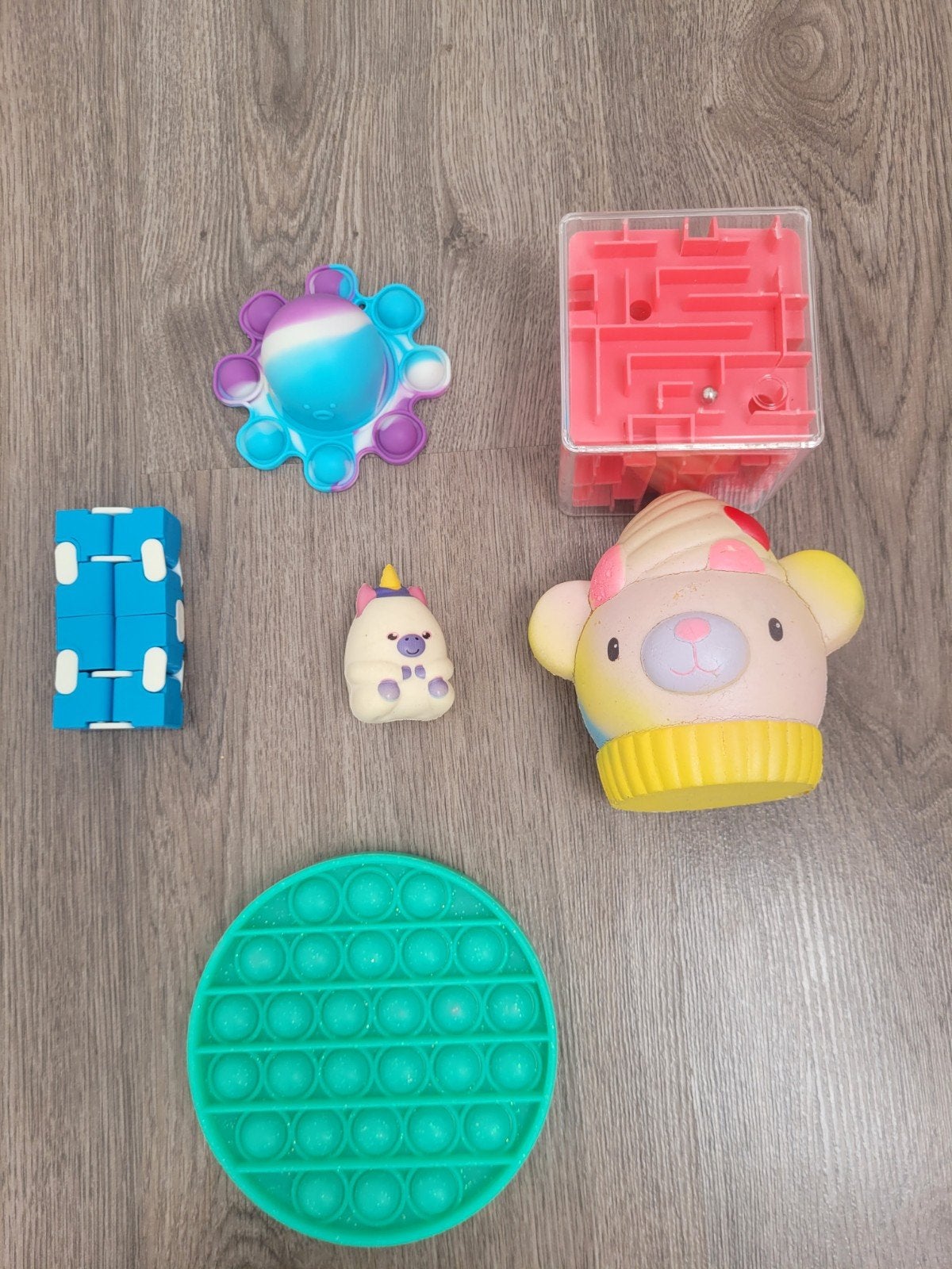 Fidget Toys Set: Squishies, Pop Its en Doolhof Kubus, Ophalen, Gebruikt, Jongen of Meisje