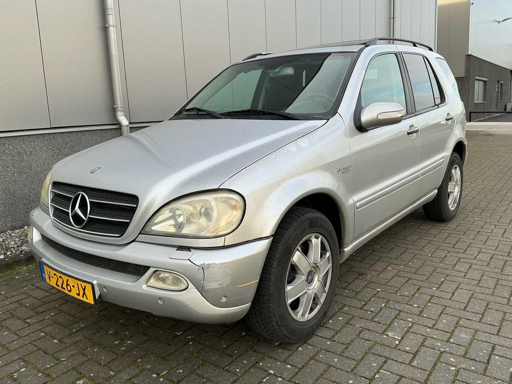 2002 Mercedes-Benz ML 400 CDI Biturbo, Automaat, Gebruikt, Overige carrosserieën, 2260 kg