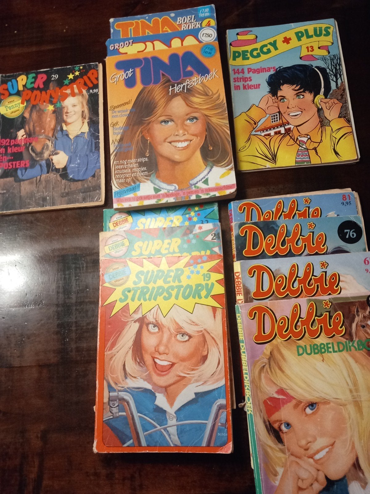 Vintage Tina, Debbie, Peggy + Plus en Super Strips, Meerdere stripboeken, Ophalen of Verzenden, Gelezen