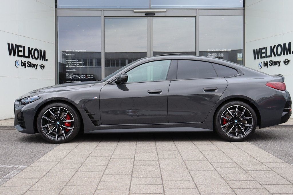 BMW 4 Serie Gran Coupé 420i M Sport Automaat / Schuif-kante, Auto's, BMW, Automaat, 1998 cc, Zwart, Automatische klimaatregeling