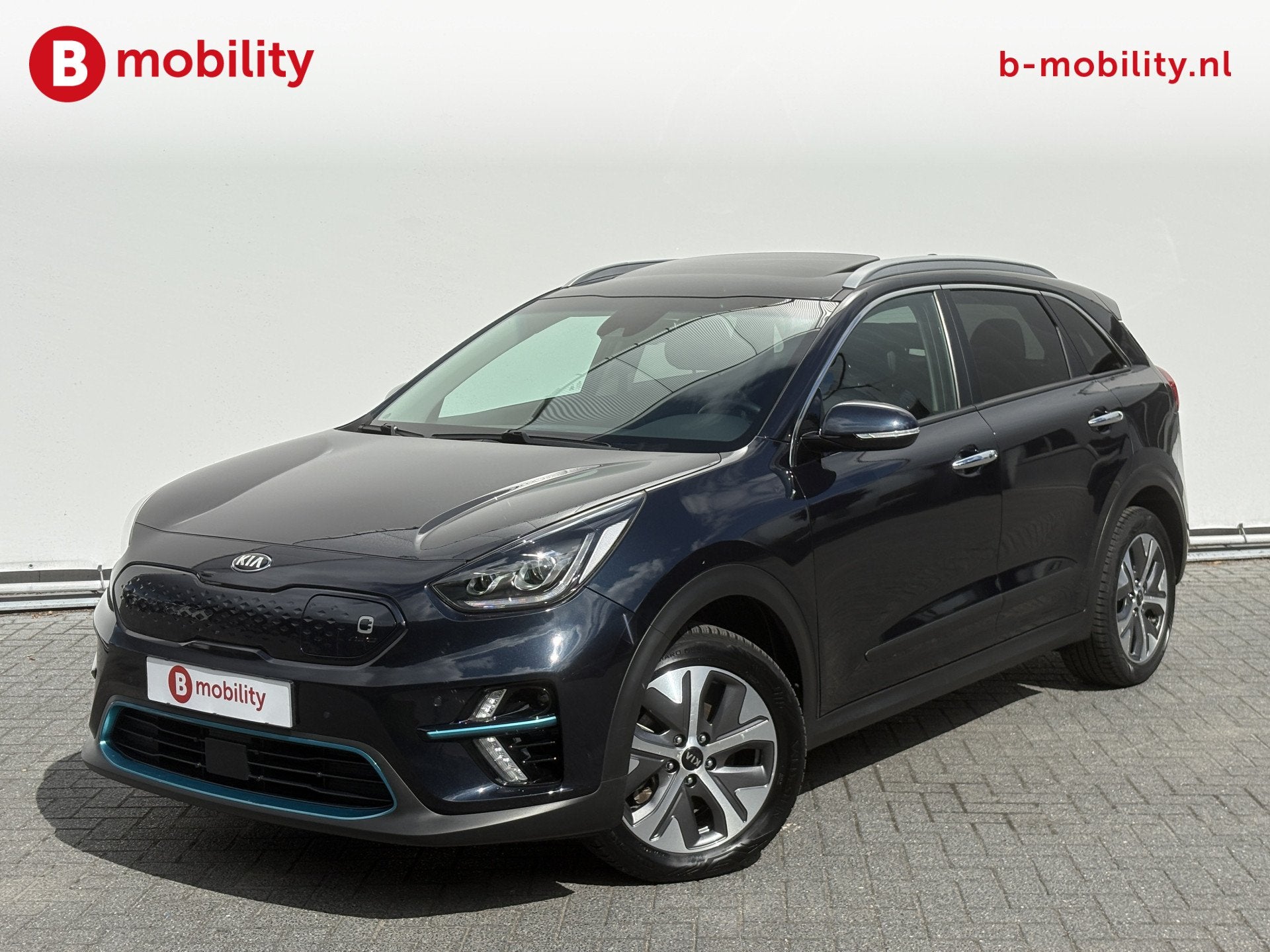 Kia e-Niro DynamicPlusLine 64 kWh Trekhaak Schuif/kanteldak, Auto's, Kia, Dealer onderhouden, Gebruikt, Zwart, 1712 kg