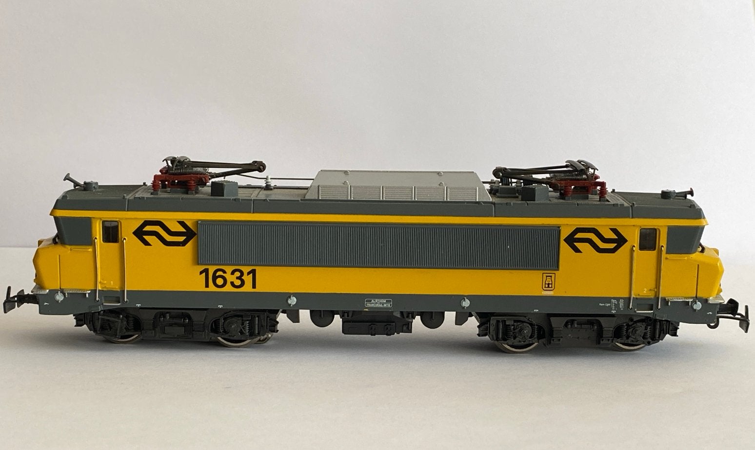 Märklin HO NS 1631 Locomotief - Lichte Gebruikssporen, Wisselstroom, Gebruikt, Locomotief, Ophalen of Verzenden