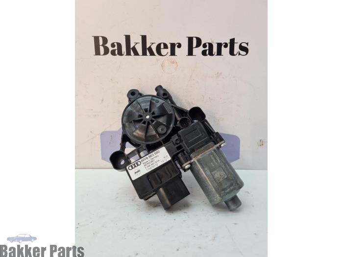 Motor bagageafdekking rechts van een Audi S4, Gebruikt, -, -, -