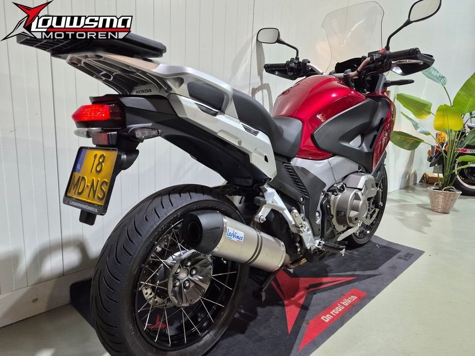 HONDA VFR 1200 X CROSSTOURER DCT |ABS|6MN Garantie VFR1200X, HONDA, 4 cilinders, Motorrijbewijs A, Meer dan 35 kW