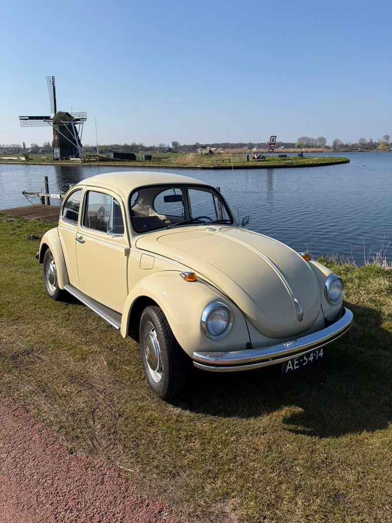 Te koop kever 1302 semi automatic, Auto's, Oldtimers, Automaat, Achterwielaandrijving, Volkswagen, Beige