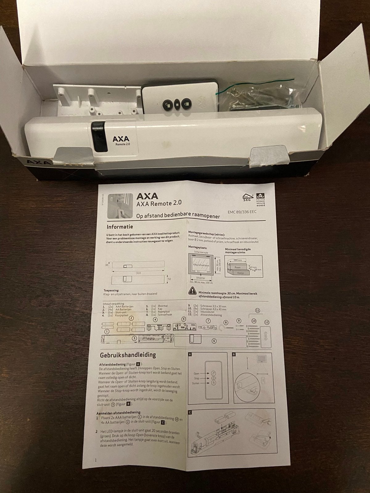 AXA Remote 2.0 op afstand bedienbare raamopener, Ophalen of Verzenden, Zo goed als nieuw, Overige typen