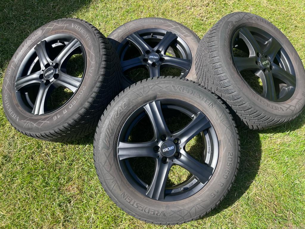 Vredestein Wintertrac 205/60 R16 voor Skoda Kamiq e.d., Ophalen of Verzenden, Gebruikt