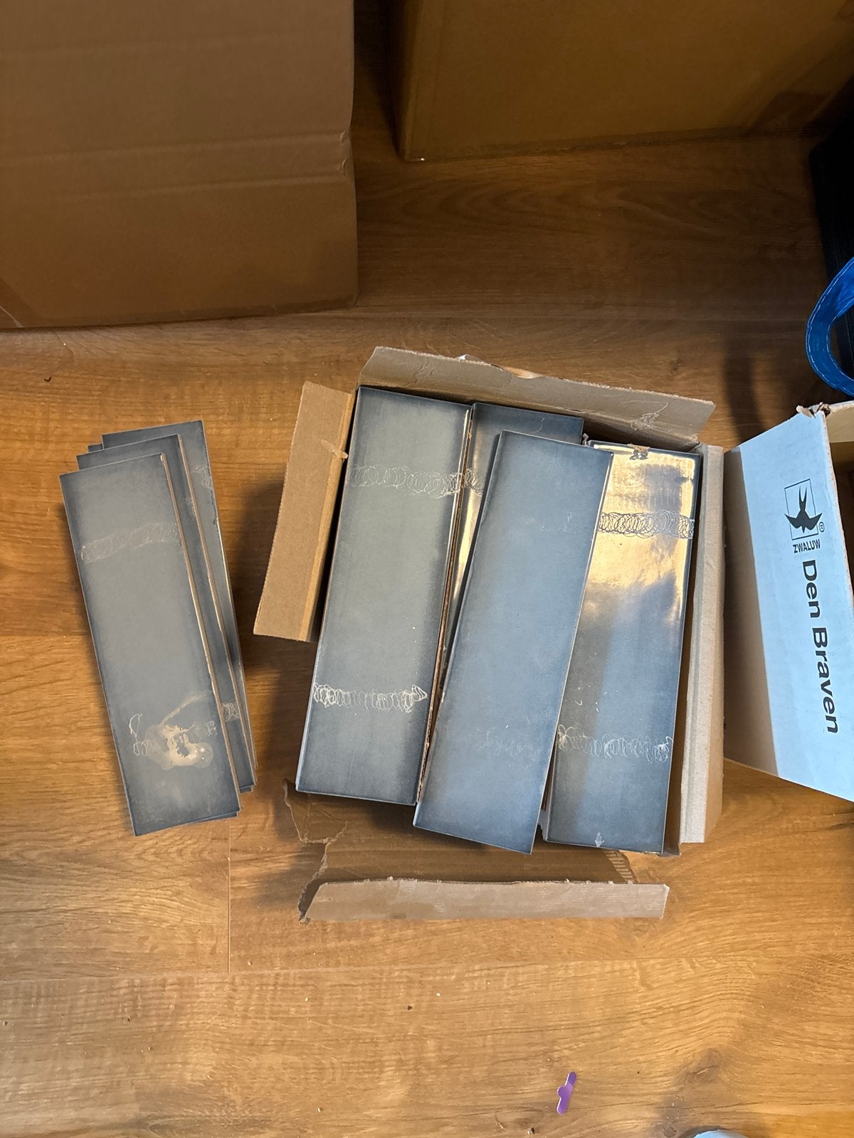 Gratis af te halen: Blauwe tegels, Ophalen, Gebruikt, Keramiek, Minder dan 20 cm