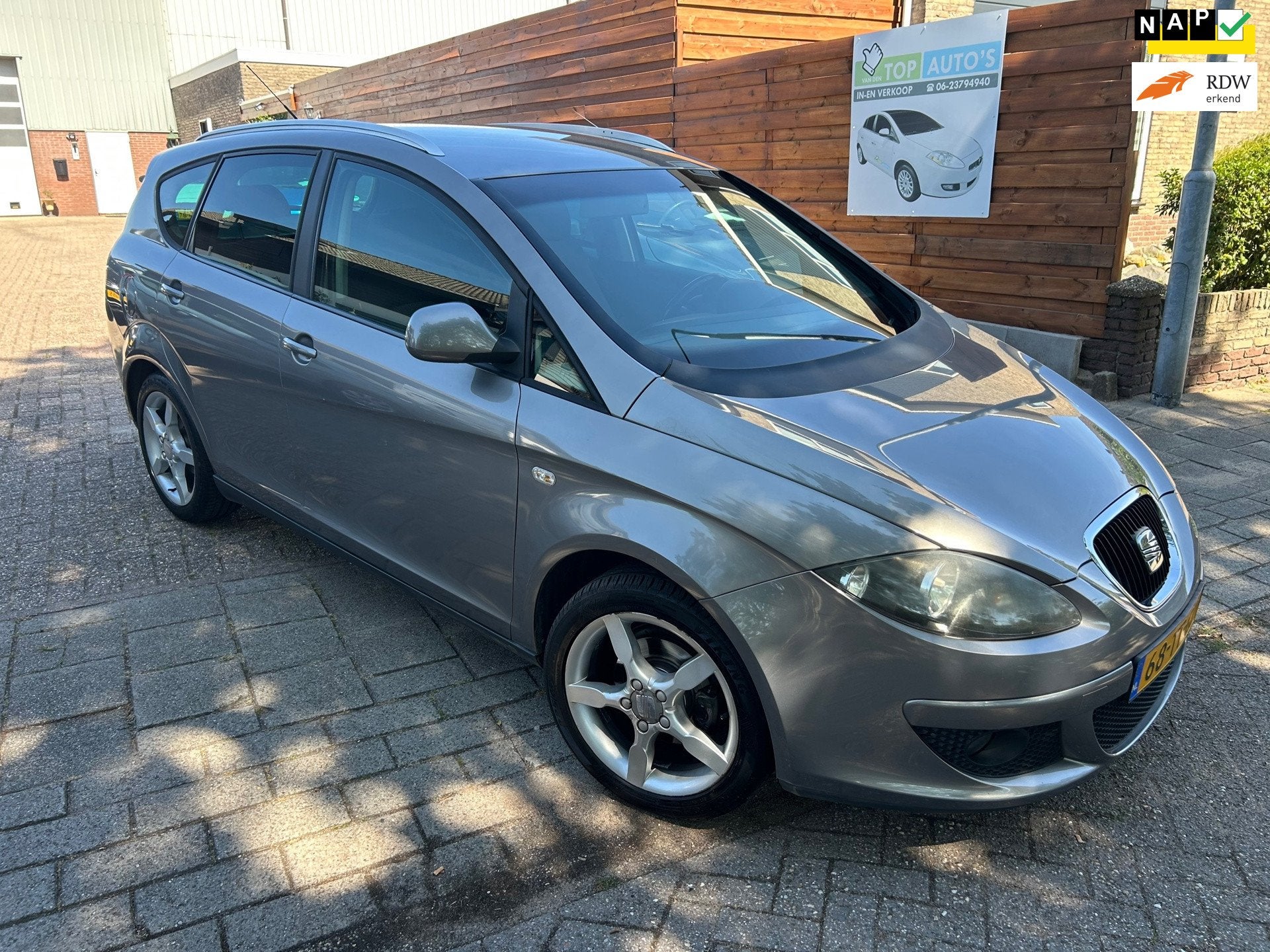 Seat Altea XL 1.6 Stylance nieuwe apk/nette auto!, Auto's, Dealer onderhouden, 1334 kg, Gebruikt, 4 cilinders