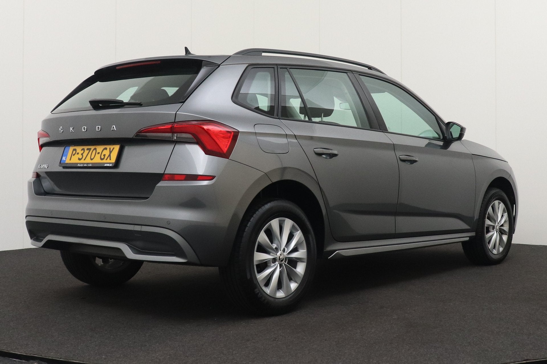 Skoda Kamiq 1.0 TSI Business+ Trekhaak Half-Leder Digi.Dash, Dealer onderhouden, 1154 kg, Gebruikt, Origineel Nederlands