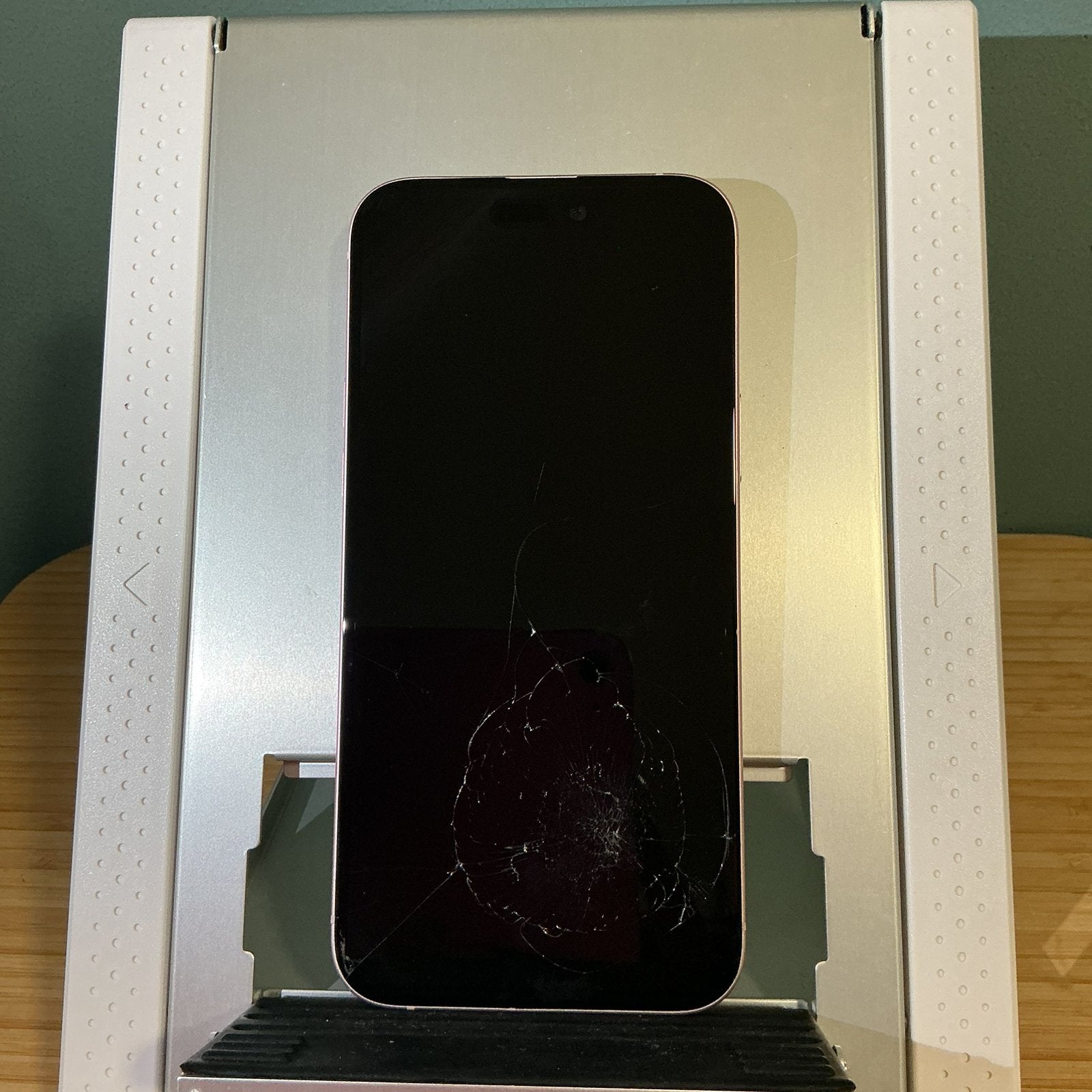 iPhone 15 Plus 128GB – defect/voor onderdelen, Ophalen, 128 GB, Roze, Niet werkend