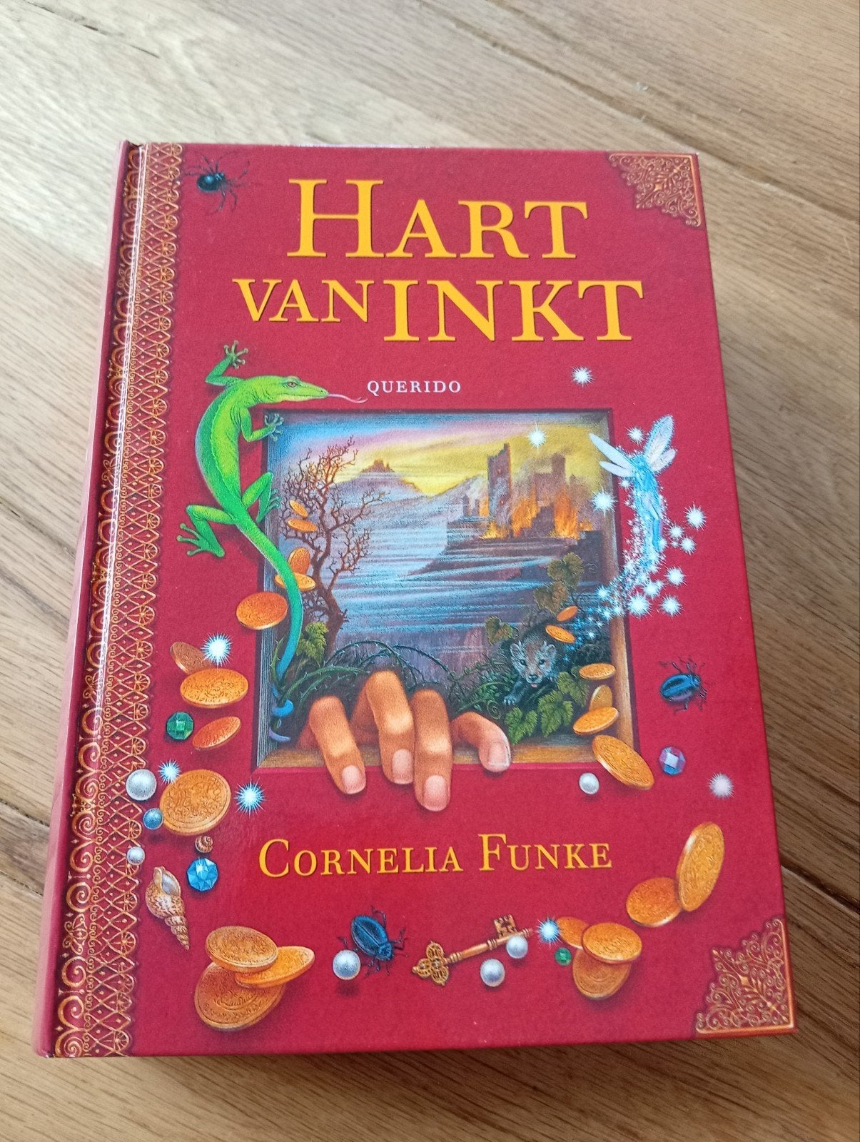 Hart van Inkt - Cornelia Funke (Querido), Ophalen of Verzenden, Zo goed als nieuw, Cornelia Funke