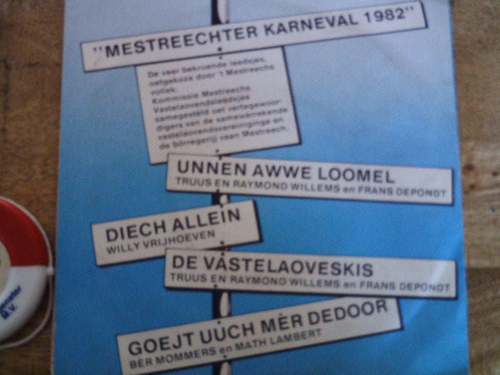 EP mestreechter karneval 1982 -- 11jul, 7 inch, Ophalen of Verzenden, Zo goed als nieuw, EP