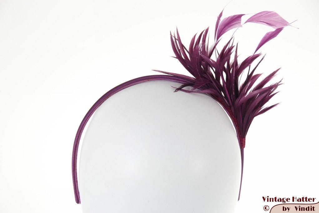 Fascinator Maddox bordeaux paars veren op diadeem nieuw, Kleding | Dames, Hoeden en Petten, Maddox, Hoed, Nieuw, One size fits all